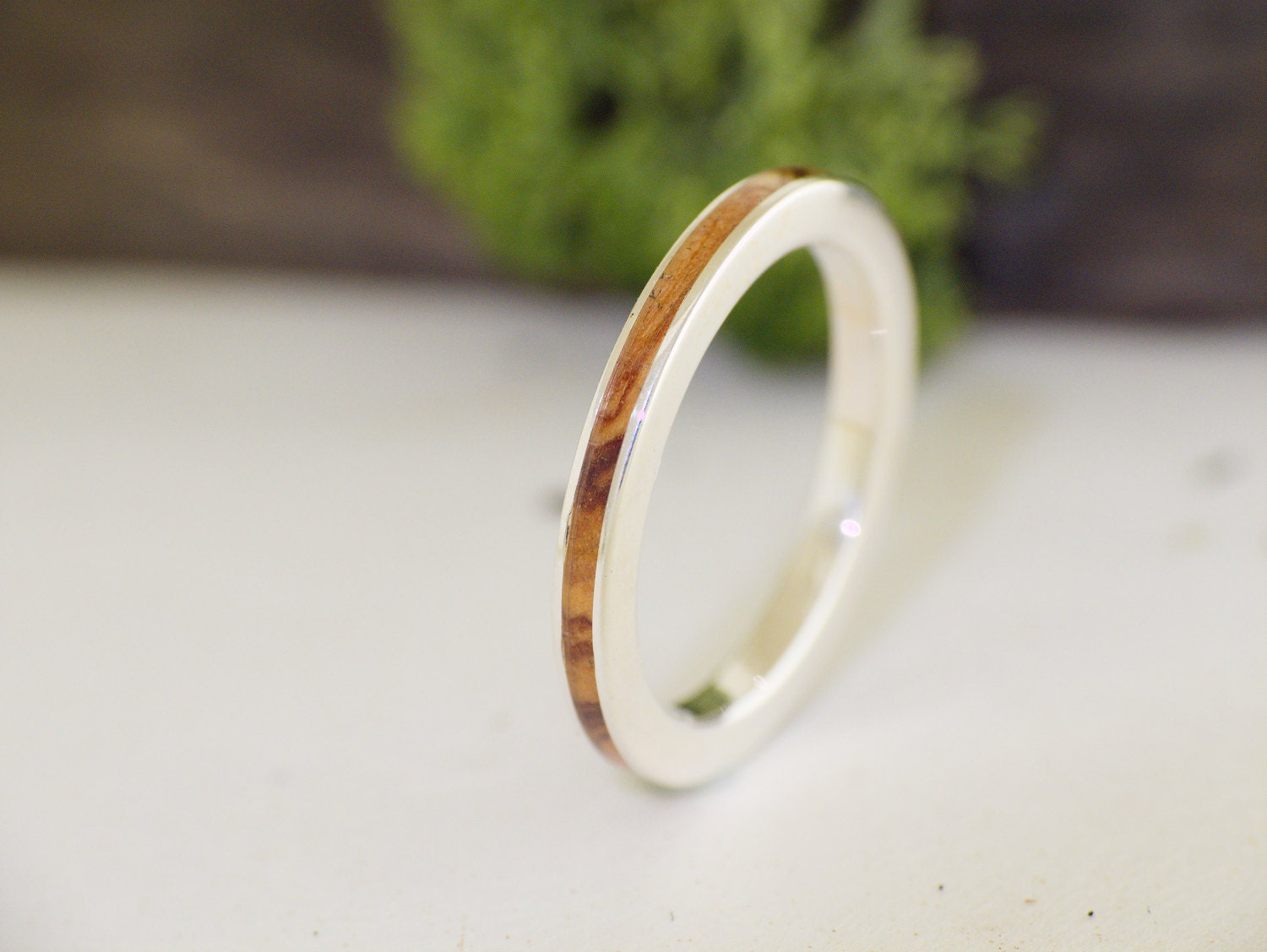 Thin wood ring clearance