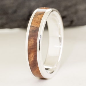 Silver ring and wood - Original wedding band for natural lovers