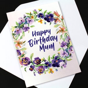 Tarjeta de mamá feliz cumpleaños / Pequeño A6 o grande 5x7 Diseño de acuarela floral, colores púrpura y lila, pensamientos y violetas