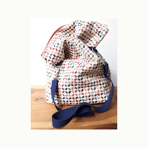 Schultertasche. Bedruckte Umhängetasche. Tasche mit verstellbarem Griff. Handgefertigte Umhängetasche. Umhängetasche aus Stoff. Schultertasche