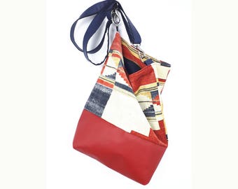 Crossbody tote bag. Handmade print tote. Red crossbody bag. Tote bag with a zipper. Crossbody red tote. Red messenger bag. Custom tote bag