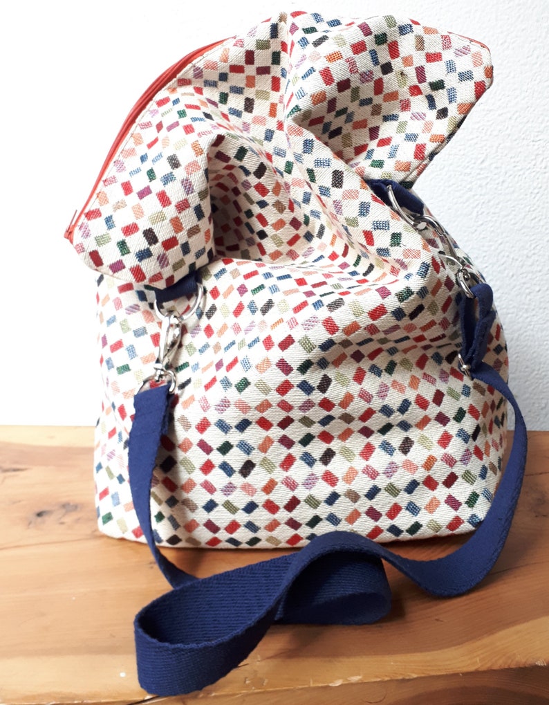 Fabric crossbody bag. Boho tote bag. Print Fabric Bag with a Zip, handmade shoulder bag. Adjustable strap tote bagHandgefertigte Stofftasche image 7