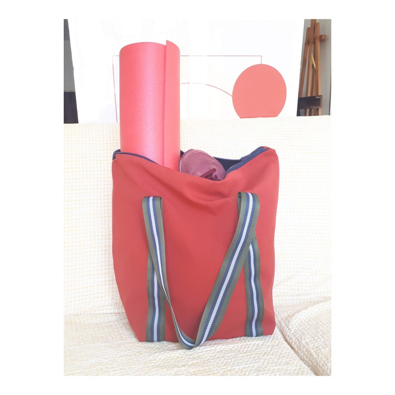Red sports bag, Red gym bag, Large bag, Handmade fabric bag, Red yoga bag, Womens bag, Tote bag with a zipper, Red shopping bag, Roomy bag image 4