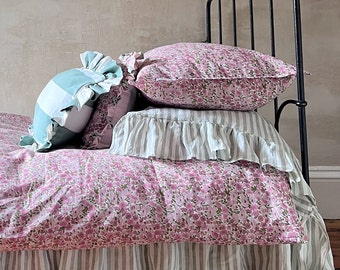 Linen Ruffle Pillowcase in 'Wimbledon'