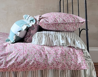 Linen Ruffle Pillowcase in 'Wimbledon'