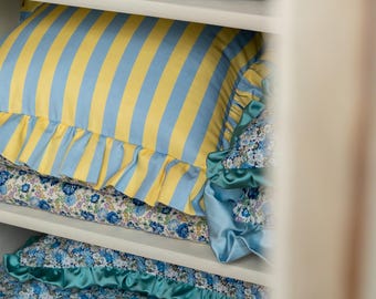 Linen Ruffle Cushion - Trianon