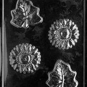 FLOWER/LEAF  Chocolate/Soap Mold Dim 2 3/4 x 3/4 Weight: 4.32 Item No. F087