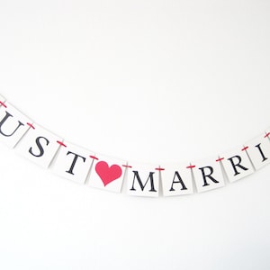 Just Married Banner, wedding car banner, thank you photo prop garland, send off wedding banner, just hitched sign, getting married bunting