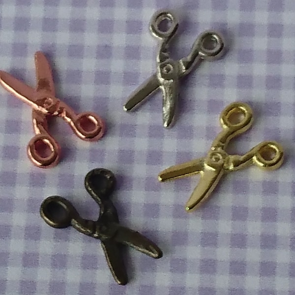 Dollhouse Miniature TINY SCISSORS