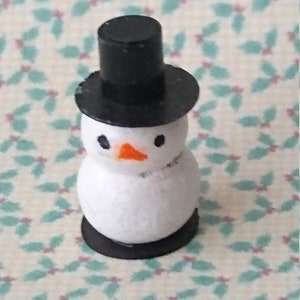 Dollhouse Miniature SNOWMAN  ORNAMENT - Handmade