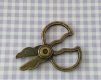 Dollhouse Miniature DRESSMAKING SCISSORS