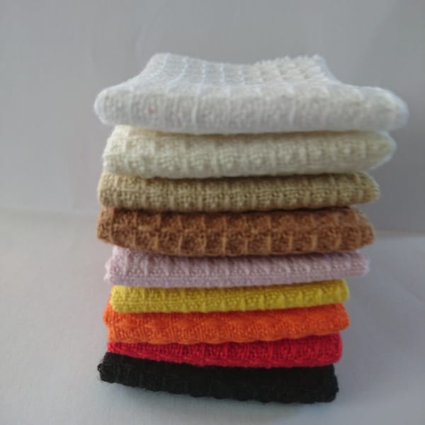 Dollhouse Miniature WAFFLE THROW (MULTI)