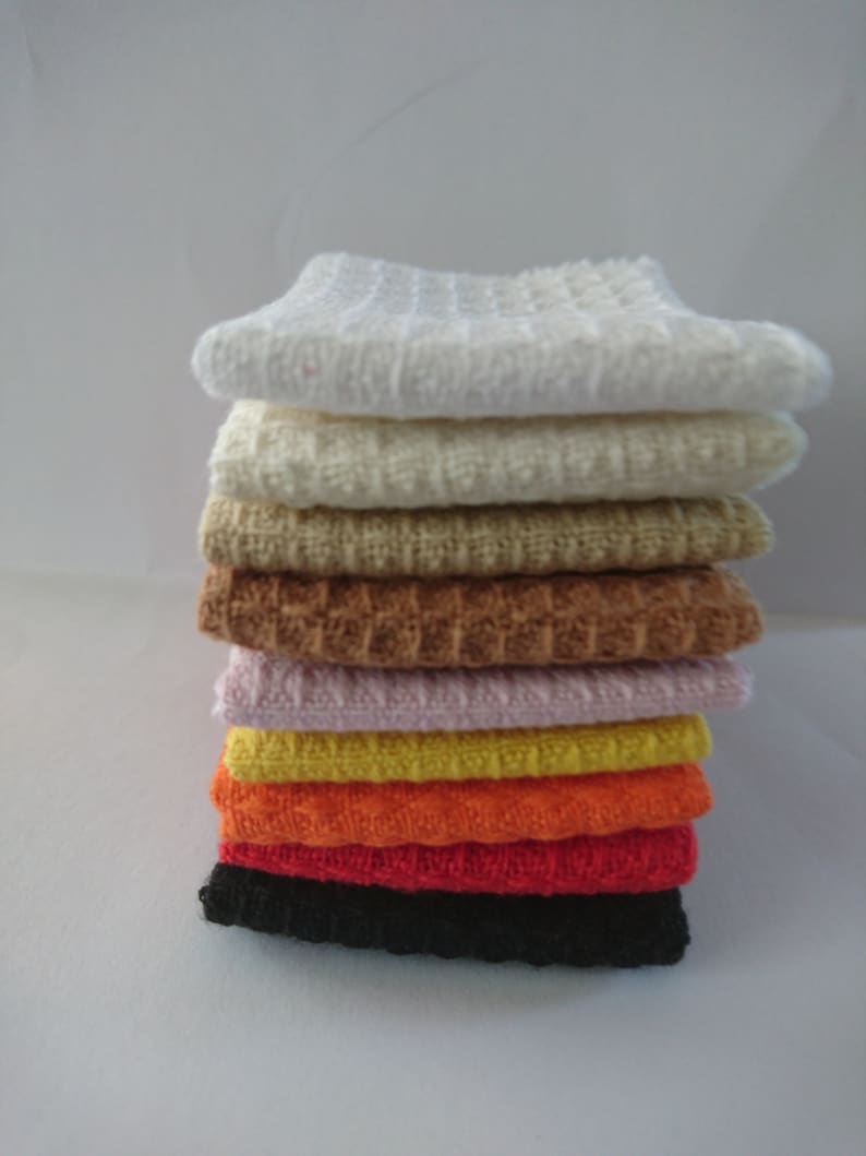 Dollhouse Miniature WAFFLE THROW MULTI image 1