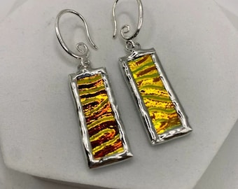 YELLOW ORANGE Stick Earrings by Hip Chick Glass, Orange Glass Drop Earrings, Stained Glass Earrings, Dichroic Glass Earrings, Glass Earrings