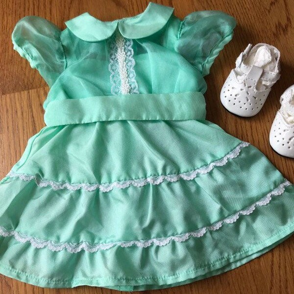 American Girl Emily's Recital Outfit ... Robe pure et T-Strap Chaussures ... Mint vintage Condition ... Retraite