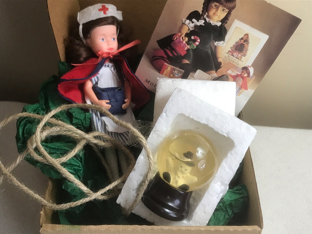 WOODEN SNOW GLOBE! American Girl Pleasant Company Molly's