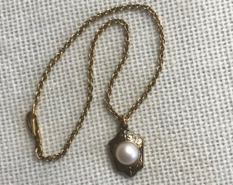 American Girl Necklace from Cecile Rey&#39;s Meet Accessories ~ For Missing or Replacement Piece ~ Mint Condition ~ Retired