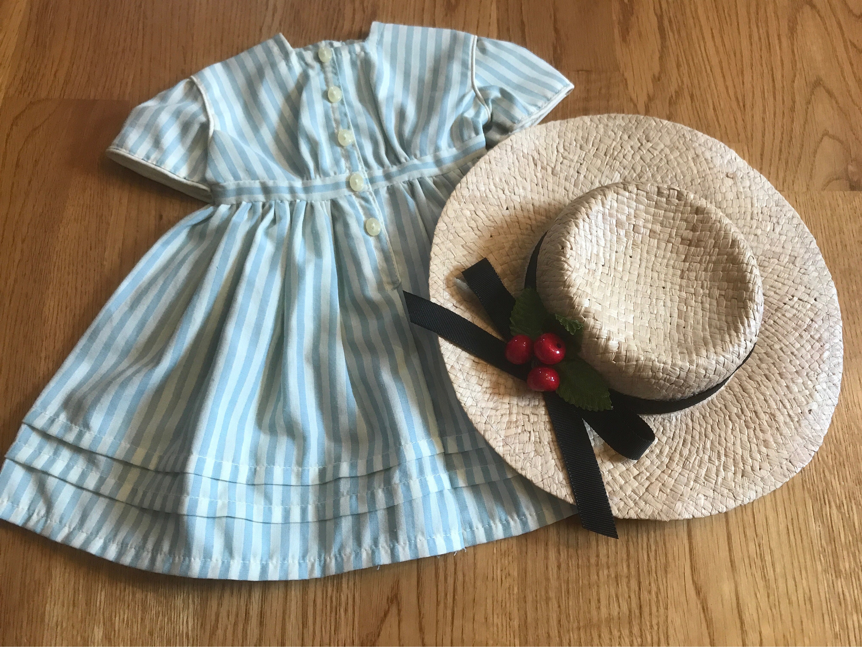 American Girl Kirsten's Summer Dress and Straw Hat Kirsten's