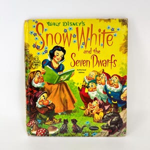 Vintage 1957 Walt Disney’s Snow White and the Seven Dwarfs – Authorized Edition – Whitman Publishing Co.