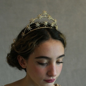 The Empress Crown - Golden Star Tiara - Gold Wedding Headpiece - Bridal Crown Hair Accessory - Celestial Bridal Hair Accessory
