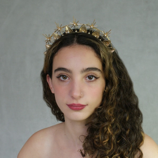 Bridal Crown with Crystals or Pearls - Star Halo headpiece- Bridal  Hair Accessory - Gold Wedding Tiara - Modern Bridal Crown