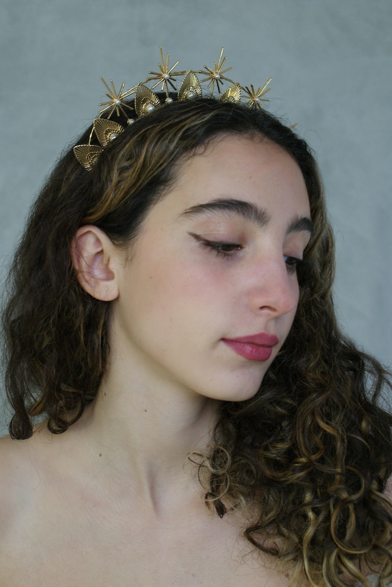 Gold Star Crown with Pearls or Crystals Gold Wedding Tiara Bridal Hair Accessory Bridal Hair Accessory Modern Bridal Crown Headpiece image 3