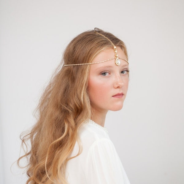 Forehead band Bohemian Bridal Headpiece, Gold and crystal headchain, indian style headpiece, luxury hippy 1970s Bride