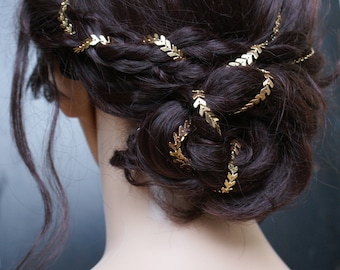 Bridal headpiece in Gold - Wedding Hair Accessory for back of head - Gold Hair chain - 1930s Wedding Dress - Bohemian Bridal Hair Accessory