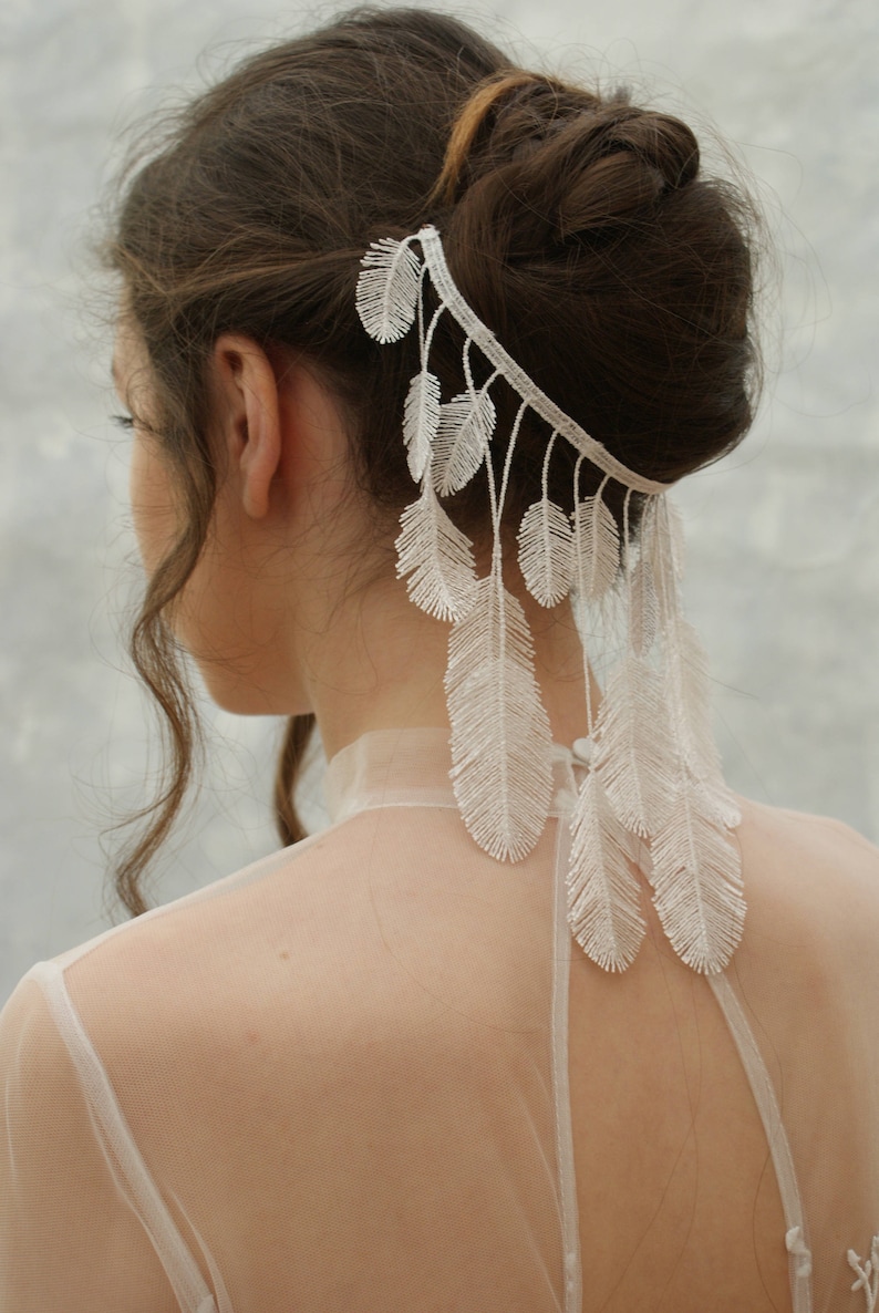 bohemian wedding veil silver bridal veil with feathers boho veil hair accessory alternative wedding hair accessory ivory or gold zdjęcie 1