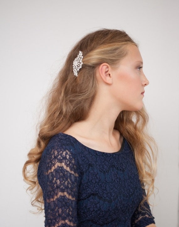 Items similar to Wedding hair Accessory Crystal Bridal Comb