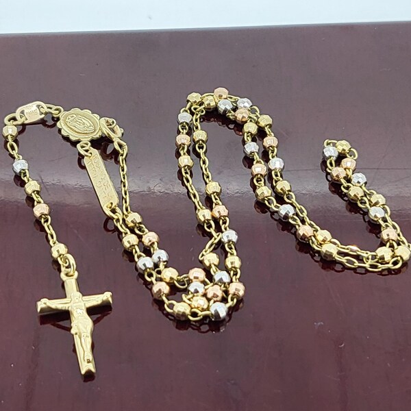 Rosary necklace in 10k gold