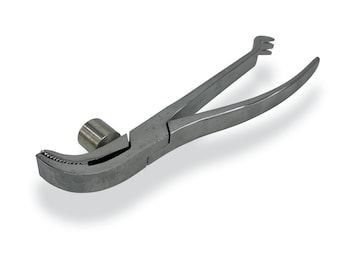 Shoemaking Lasting Pliers: Wide Mouth Cobbler Tool