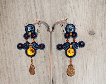 Dangle soutache earrings