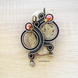 Stud soutache earrings with swarovski crystals