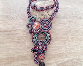 Joyería de soutache. Collar de soutache.