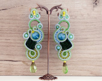 Long soutache earring.