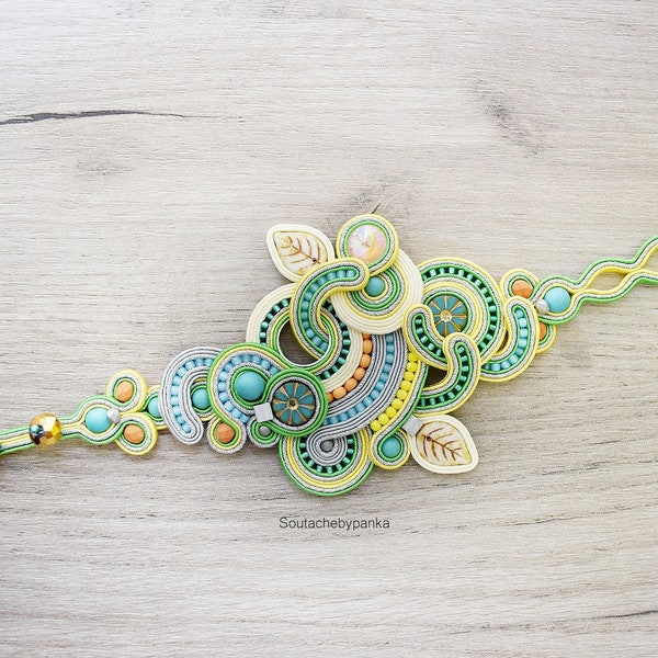 Pulsera de soutache verde. Joyería soutache única hecha a mano.