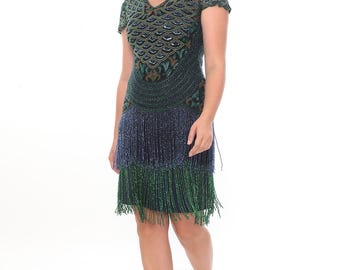 Sukienka w stylu flapper w dużym rozmiarze z pawiem, czarna, dla gości weselnych, druhen, styl vintage z lat 20. XX wieku, Gatsby, art déco, koktajl, jazz, Leona