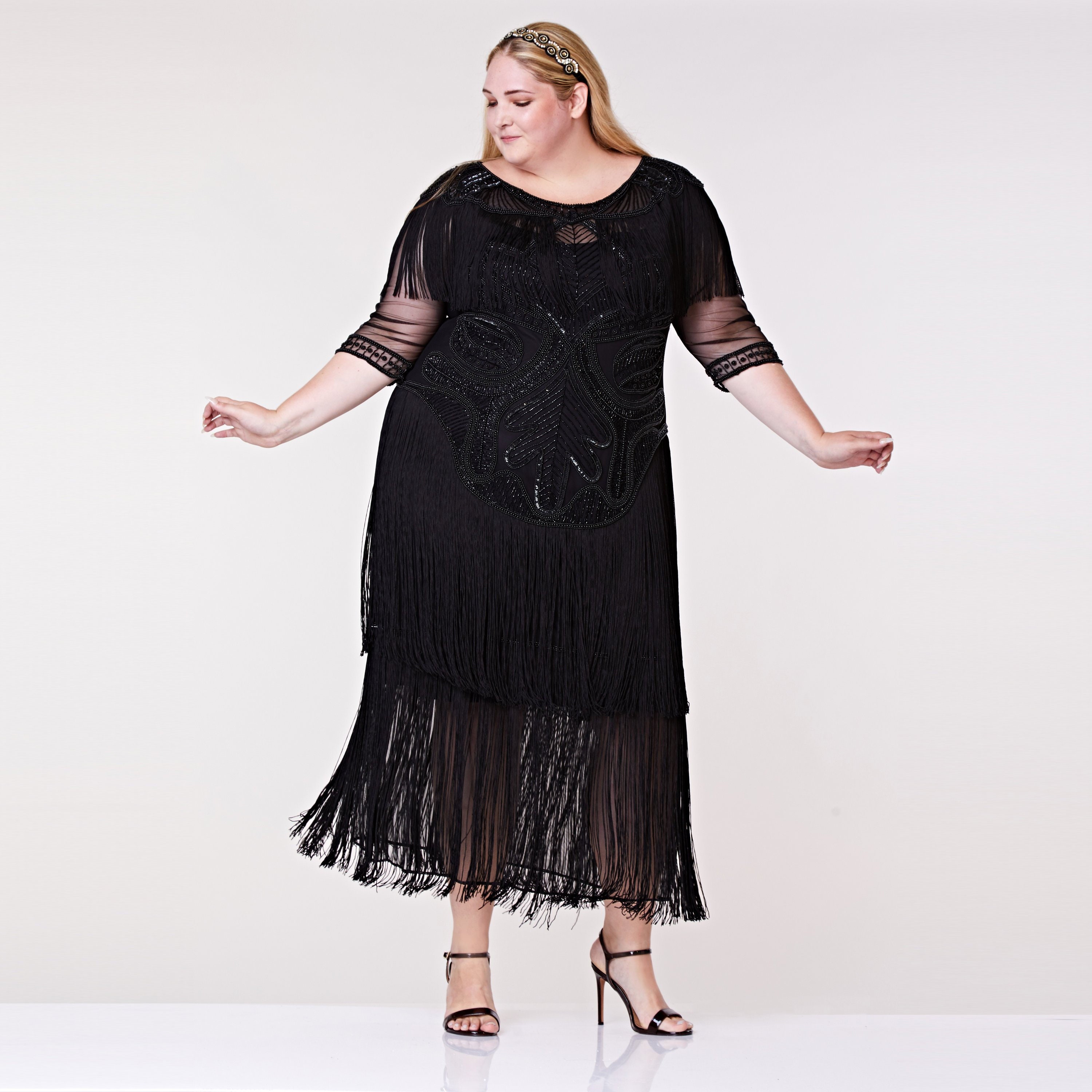 Plus Size Glam Gown Black Prom Maxi Dress With Sleeves 20s