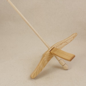 05.14.03 Maple Glider Turkish Drop Spindle