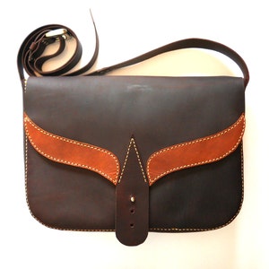 BROWN LEATHER PURSE / Leather bag / pouch / corssbody bag / satchel / saddle bag