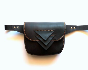 LEATHER HIP BAG / Handmade hip purse / Leather pocket belt