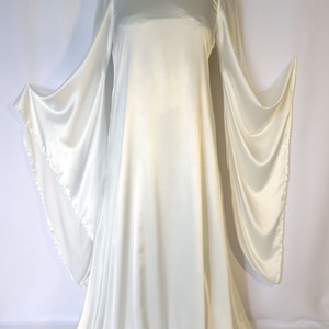 Medieval kirtle undergown in silky white, also for Elven Queen, White Witch, Ice Queen and Angel costumes, bridal gown/nightgown