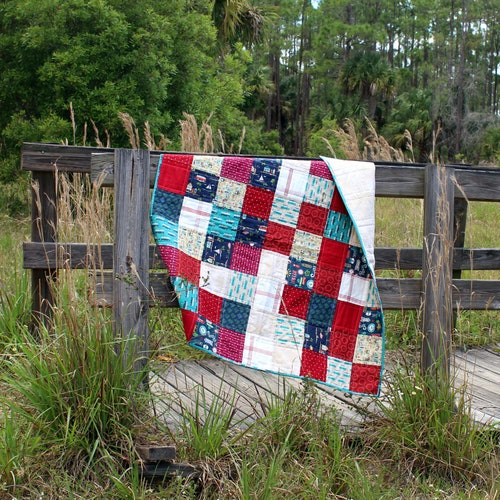 Boys Baby Quilt, boys surf beach good quilt, tropical baby blanket, quilt for baby boy, infant bedding, toddler bedding, red blue baby blanket