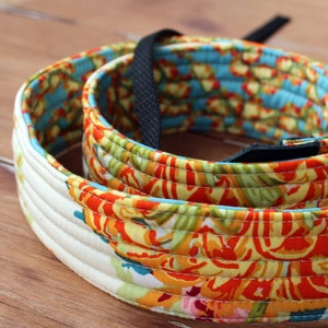 Womens camera strap, camera neck strap, dslr camera strap, reversible, blue yellow cream floral
