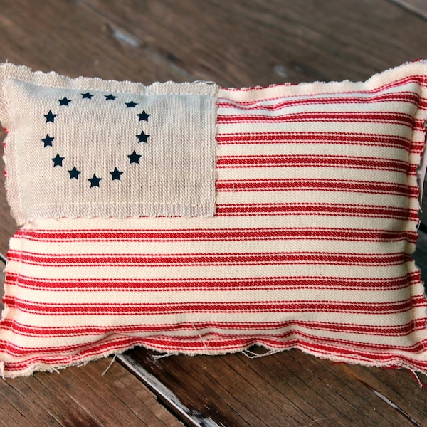 Vintage Look American Flag pillow, 13 stars patriotic stuffed primitive small 4th of July, red tan blue, cottage chic Independence Day