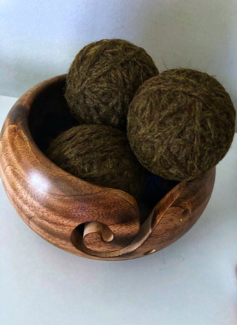 Set of 2 Homemade Dryer Balls 100% Wool image 4