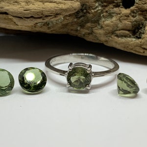 Moldavite ring - Czech Moldavite Ring- Witchy Moldavite Ring - Vibrate Higher Crystals