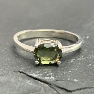 Moldavite ring - Czech Moldavite Ring- Witchy Moldavite Ring - Minimalist Ring - Vibrate Higher Crystals - Simple Jewelry