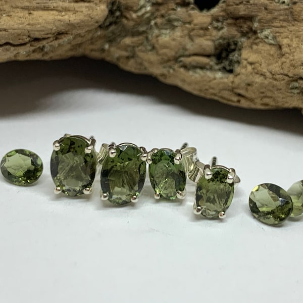 Moldavite Ring With Certificate of Authenticity Etsy Moldavite Ring With Certificate of Authenticity Etsy